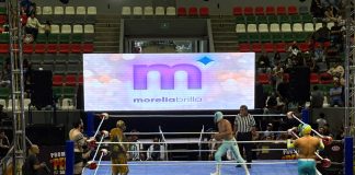 Lucha libre reúne a familias morelianas en reapertura del Domo Bicentenario