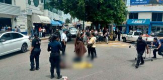 Motociclista se da a la fuga tras atropellar a dos menores en La Piedad