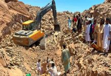 Sube a más de 100 la cifra de muertos tras derrumbe en una mina de oro en Zamboye