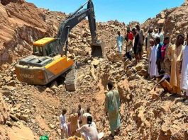 Sube a más de 100 la cifra de muertos tras derrumbe en una mina de oro en Zamboye
