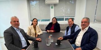La foto que encendió las especulaciones: Bedolla, Morón y Godoy se reúnen en plena recta final de decisión de Morena