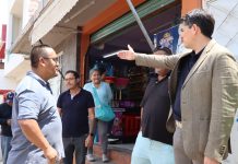 Toño Ixtláhuac supervisa obras de pavimentación en Zitácuaro