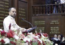 Saber gobernar también es saber escuchar y rectificar: Hugo Rangel