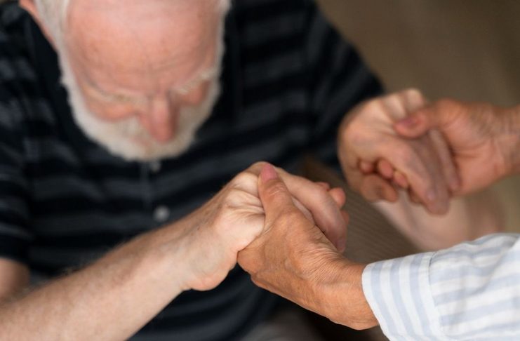 Investigadores piden más recursos en el Día Mundial del Alzheimer