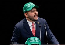 “Hacer México seguro de nuevo” diputado del PRI utiliza gorra Trumpista y tilda de “morenarcos” a legisladores