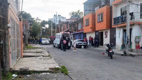 Agresión armada deja 3 muertos y un menor herido, en la colonia Elías Pérez Ávalos de Uruapan
