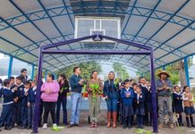 Inaugura Dayana Pérez nueva techumbre en la Primaria Benito Juárez de Iricuaro
