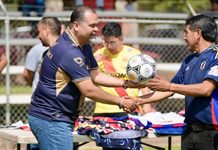 Víctor Vázquez refrenda compromiso con el deporte