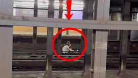 #VIDEO // Captan a pareja arrollada por el tren en de Nueva York