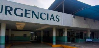 Comerciante es asesinada a balazos afuera de su domicilio en Lázaro Cárdenas
