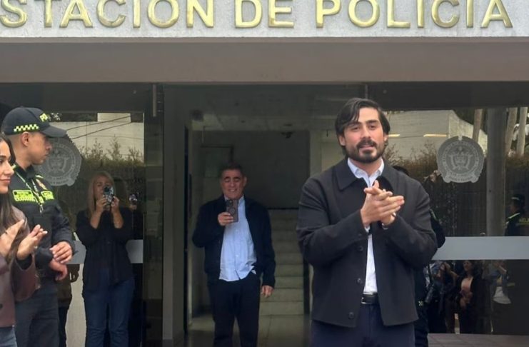 Tras 10 días de arresto, autoridades en Colombia dejan en libertad a youtuber mexicano