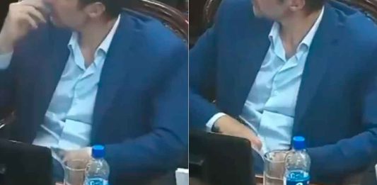 #VIDEO // Diputado argentino presuntamente drogándose en pleno Congreso