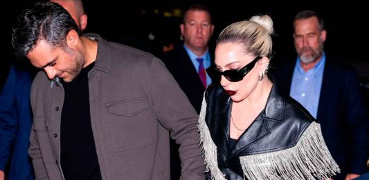 Lady Gaga se convierte en madre por primera vez; es captada paseando con su bebé en el norte de California