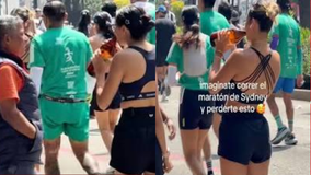 #VIDEO // Corredoras de maratón se viralizan tras “hidratarse” con cerveza en plena ruta en CDMX
