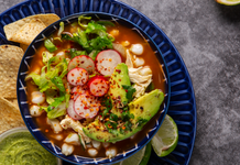 ¿Por qué el pozole se convirtió en uno de los platillos más mexicanos?
