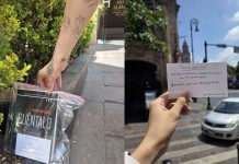 ¡Noble acto! Moreliana deja libros de regalo en el Centro Histórico para fomentar la lectura