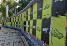 Saucony pide disculpas por cubrir fichas de desaparecidos con publicidad en CDMX; asegura que repondrá el material
