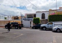 Presunto ladrón muere desangrado tras lesionarse con un cristal en una notaría de Morelia
