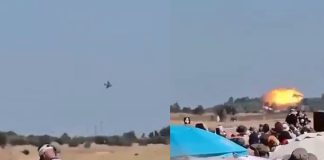 #VIDEO // Mueren 2 pilotos al estrellarse un caza F-4 Phantom en pleno espectáculo aéreo en Grecia