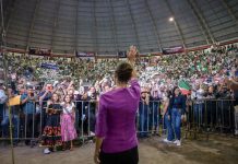 Antonio Ixtláhuac acompaña a Claudia Sheinbaum en su gira de rendición de cuentas en Michoacán