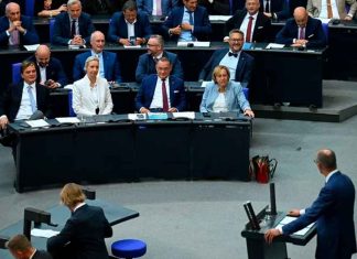 El canciller de Alemania acusa a la ultraderecha de limpieza étnica