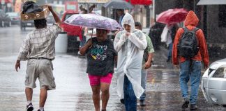 Alerta en Michoacán y 3 estados por posible huracán categoría 3 esta semana