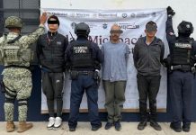 Detienen a tres con explosivo improvisado y dos pistolas, en El Vergel de Zamora