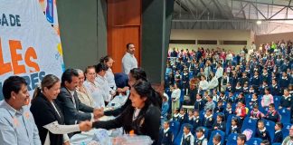 Educación, prioridad para transformar Charo: Gabriel Molinero