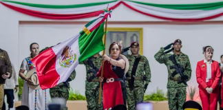 #VIDEO // “¡Viva la memoria de Carlos Manzo!”: Grecia Quiroz da su primer Grito de Independencia en Uruapan