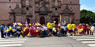 Niños y jóvenes se suma a la Caravana Boteo Masivo 2026 organizada por el Teletón Michoacán