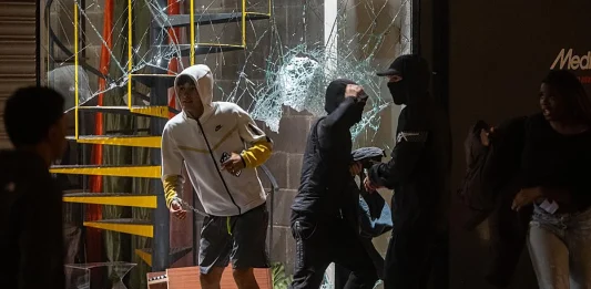 Blocus convoca nuevas protestas en España para el 31 de octubre; alertan por posibles actos vandálicos