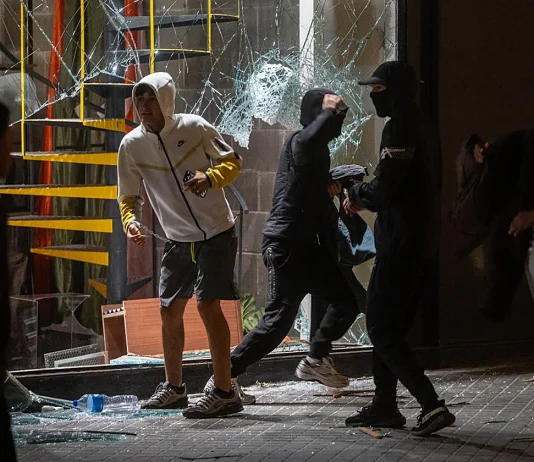 Blocus convoca nuevas protestas en España para el 31 de octubre; alertan por posibles actos vandálicos
