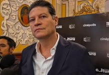 Afirma Alfonso Martínez que Morena está desgastado y dividido pese a adelantar campañas Alfonso Martínez Alcázar, presidente municipal de Morelia, rindiendo declaraciones sobre el panorama político y las próximas elecciones.