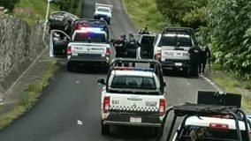 Reportan enfrentamiento entre policías y delincuentes en Santa Ana Chapitiro, Pátzcuaro