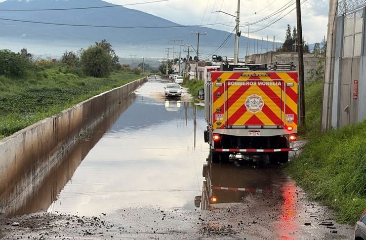 Brigadas municipales atienden reportes por fuerte lluvia en Morelia