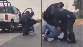 #VIDEO // Denuncian presunto abuso de fuerza policial contra una motociclista en Guadalupe, Nuevo León