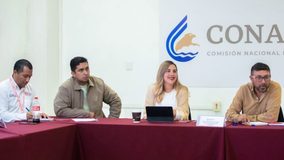 Dayana Pérez Mendoza gestiona ante CONAGUA soluciones para garantizar el abasto de agua en Ixtaro