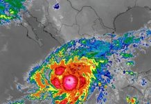 El huracán Simón alcanza la categoría 4 frente a las costas del Pacífico; autoridades despliegan alerta máxima