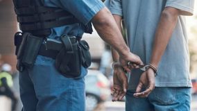 Detiene a presunto implicado en secuestro y triple homicidio en Villas del pedregal