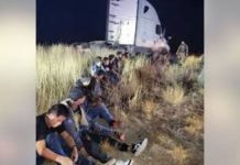 Atrapan a “coyote” en Laredo, Texas: transportaba a 23 migrantes ocultos en furgonetas
