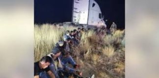 Atrapan a “coyote” en Laredo, Texas: transportaba a 23 migrantes ocultos en furgonetas