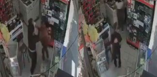 #VIDEO // Cinco mujeres irrumpen en una tienda de celulares en Tlalnepantla, Edomex