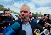 Debe renunciar representante de Morena ante el INE Local por ser deudor alimentario: Bedolla