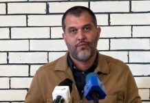 Denuncia René Valencia a hermano de diputado por robo de tráileres y exige actuar a Fiscalía