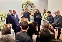 #VIDEO // Sheinbaum despide a Cuauhtémoc Cárdenas en el Panteón Francés; encabeza guardia de honor