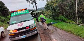 Hombre ejecutado a tiros es localizado en la carretera Jucutacato-Cutzato, en Uruapan