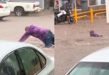 #VIDEO // “Si ya está inundado, pues a nadar”: Hombre se vuelve viral por echarse un chapuzón en plena calle
