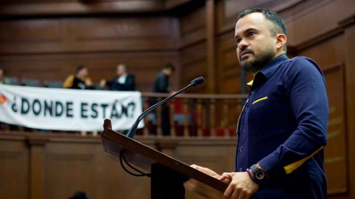 Hugo-Rangel-impulsa-reforma