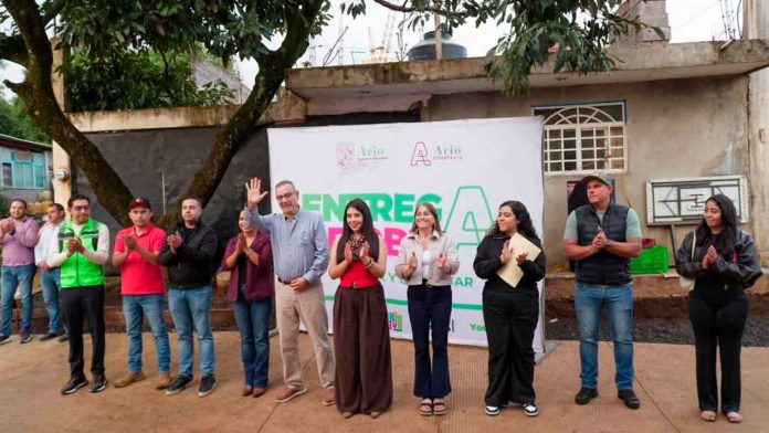 Inaugura-Yohana-calle-en-Ario