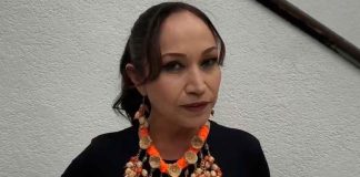 Itzé Camacho descarta rompimiento con Morón y esperará definición en noviembre